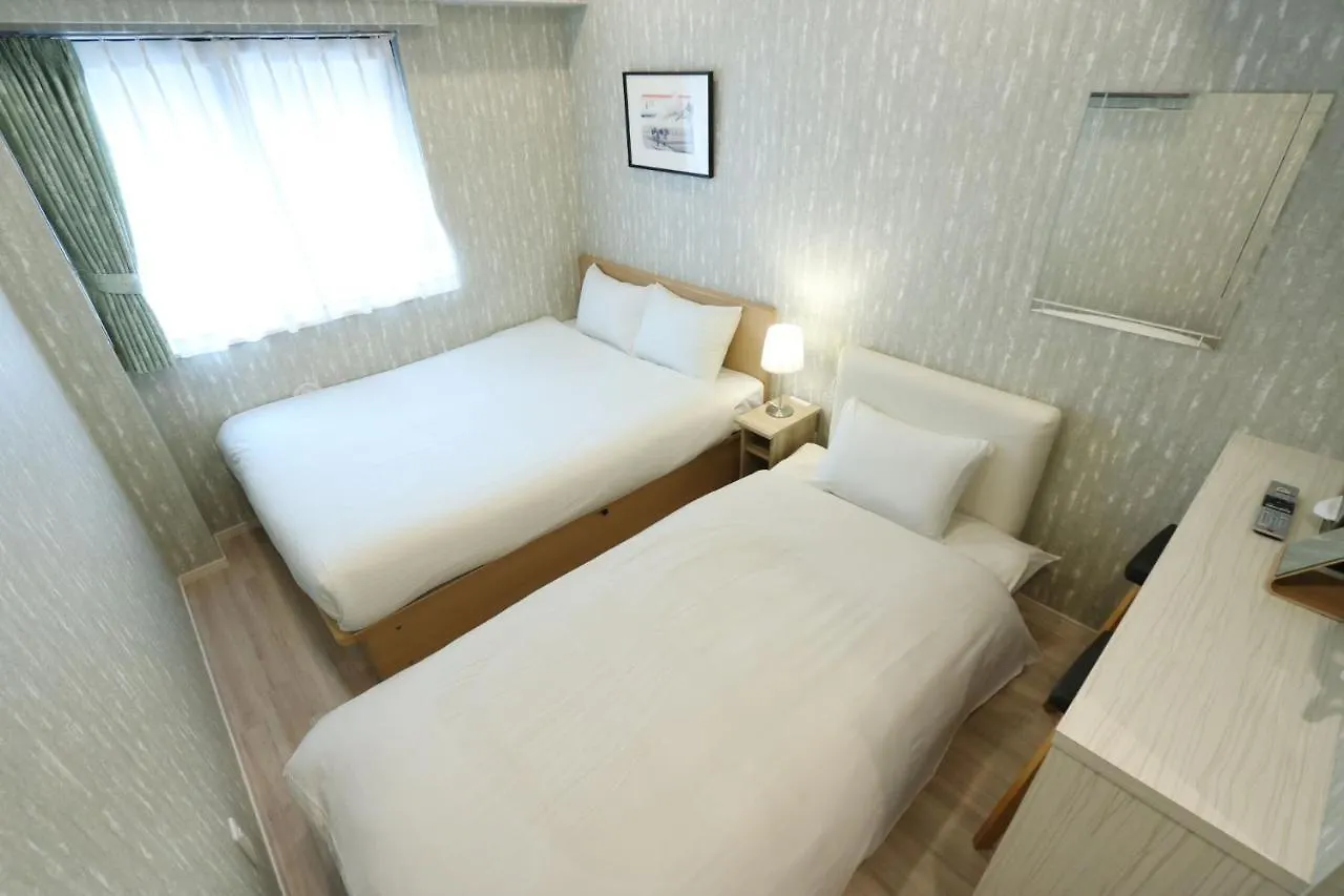 Petit Grande Miyabi Aparthotel Tokyo 3*,
